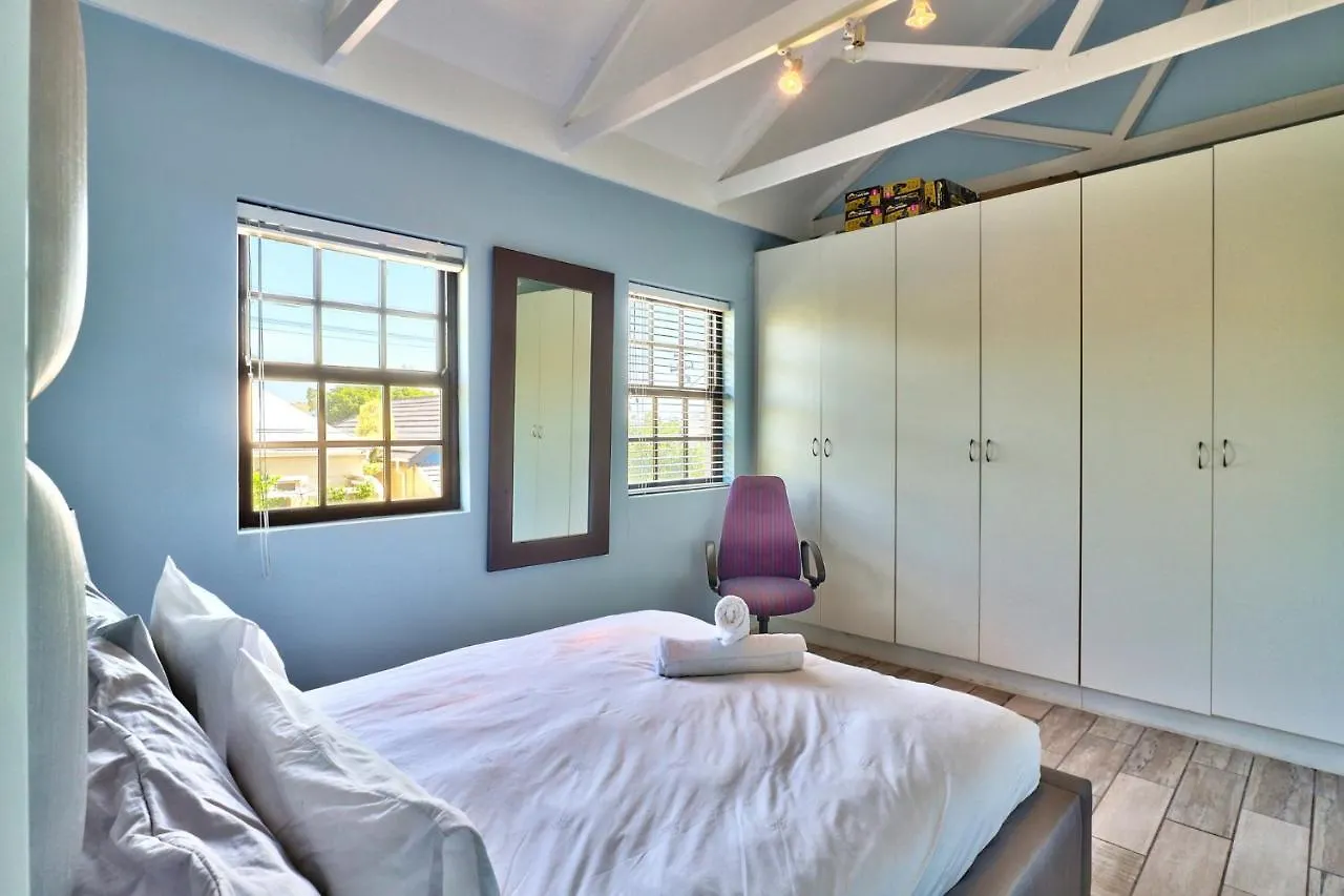 Milton Mews Apartment Cape Town